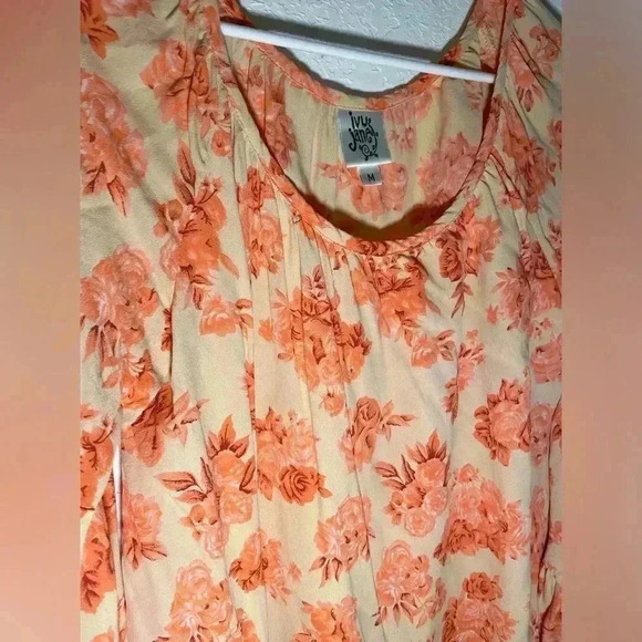 Ivy Jane Rayon Floral Cream and Blush Pink Quarter Length Ruffle Blouse Size M - Picture 4 of 8